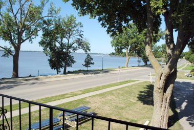 Sail Inn Motel Rooms