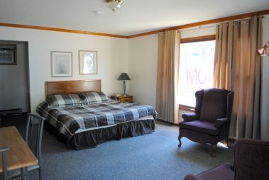 Sail Inn Motel Rooms